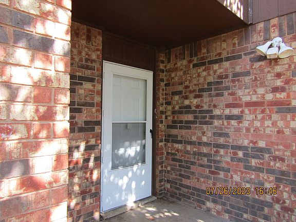 3rd image of 5406B NW Sir Brian Ave