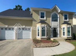 948 Peel Castle Ln, Austell, GA 30106