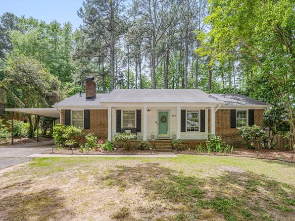 409 Northclift Dr, Raleigh, NC 27609