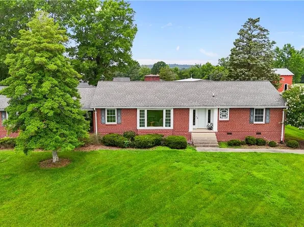 6110 Union Ridge Rd, Burlington, NC 27217