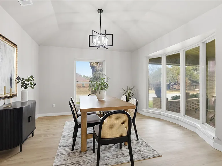 3716 Sweetbriar Ln — Photo 6
