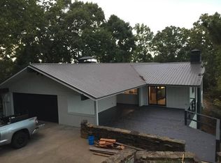 8358 Old White River Rd, Rogers, AR 72756