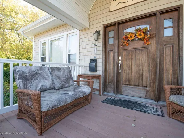 44 Community Dr, West Long Branch, NJ 07764