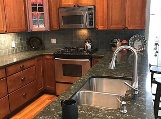 7261 Red Bud Ln SE, Grand Rapids, MI 49546