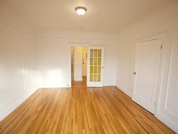 5th image of 950 Cabrillo St APT 9