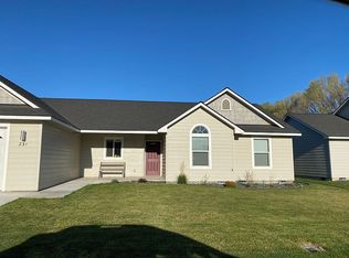 231 Emick Ln, Prosser, WA 99350
