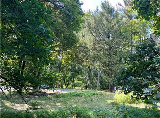 10 Lonesome Rd #20, Fairport, NY 14450