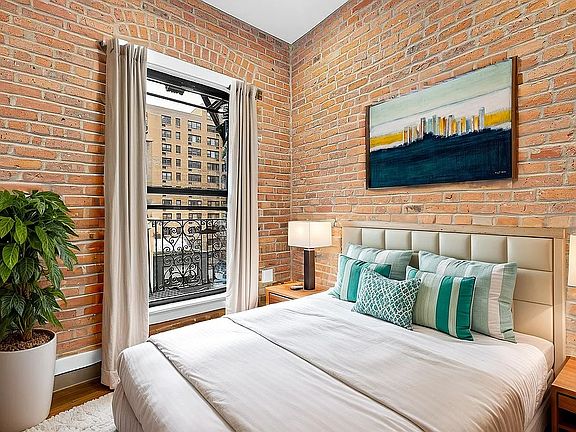 5th image of 140 E 17th St #1C