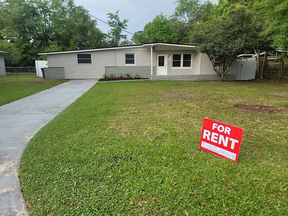 1st image of 7839 La Trec Dr