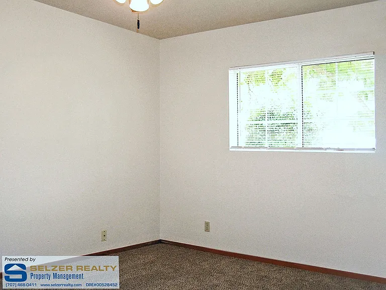 1173 Helen Ave — Photo 7
