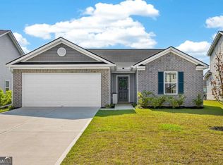 12 Stetson Dr, Savannah, GA 31419