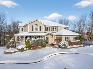 9 Country Woods Drive, Chester, NY 10918