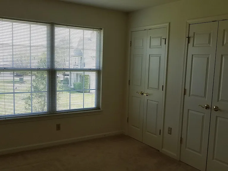106 Oriole Ct — Photo 8