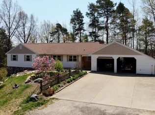 3455 13 Mile Rd NE, Rockford, MI 49341