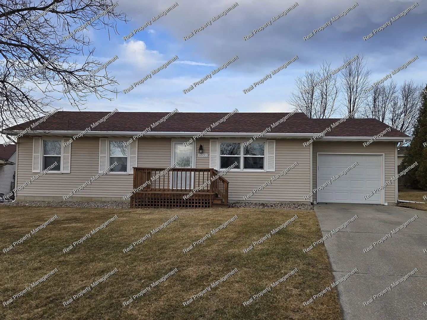 Updated 3 Bedroom Lowell Ranch — Photo 1