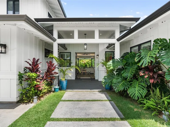 472 N Kainalu Dr APT A, Kailua, HI 96734