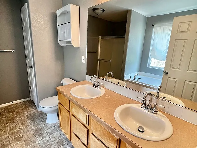 2039 Sandhill Crane Cir — Photo 18