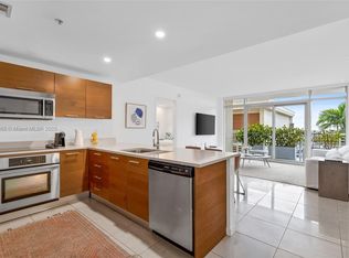 Midblock, Miami, FL 33137