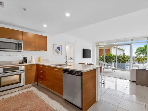 3250 NE 1st Ave APT 605, Miami, FL 33137