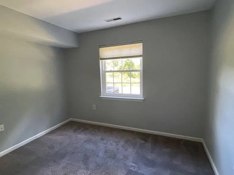 8507 Falls Run Rd #C — Photo 19