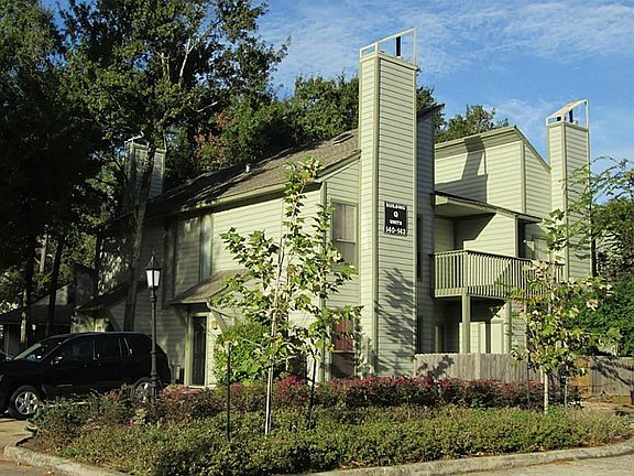 2nd image of 17417 Red Oak Dr APT 140