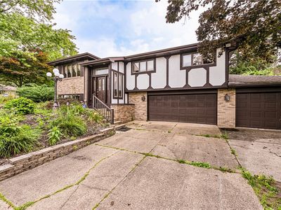 4045 Blue Willow St, Irwin, PA, 15642