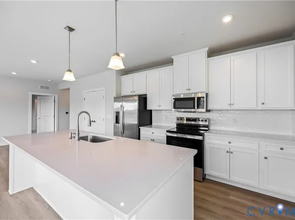 6725 Citory Way #205, Moseley, VA 23120