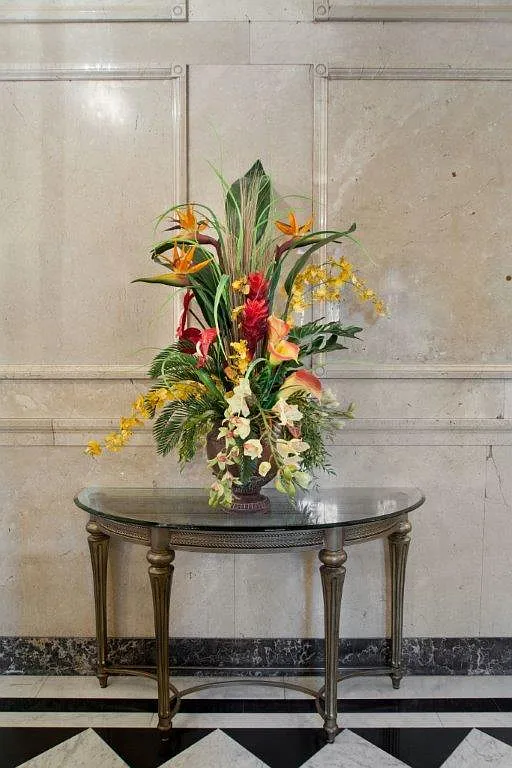 The Regent — Photo 4