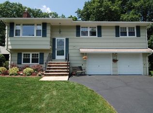18 Beverly Rd, Summit, NJ 07901