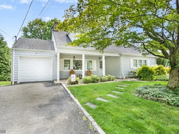 21 Ardsleigh Dr, Madison Boro, NJ 07940
