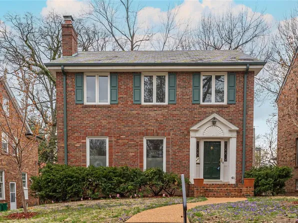 421 Oakley Dr, Saint Louis, MO 63105