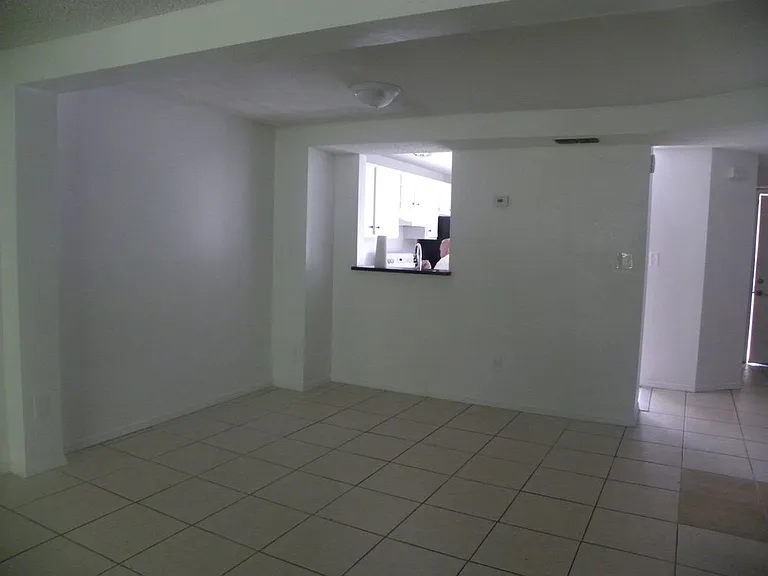 4966 Sanoma Vlg #D — Photo 18
