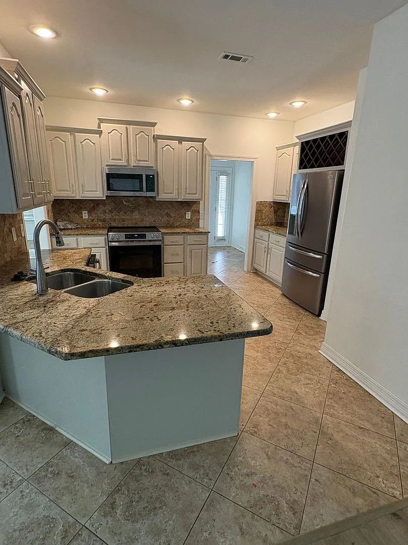 Beautiful Home In Great Location! — Photo 2