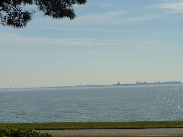 3705 Chesapeake Ave, Hampton, VA 23661