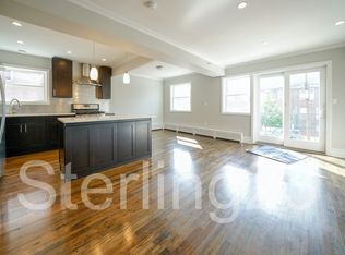 25-61 46th St #2FF, Astoria, NY 11103