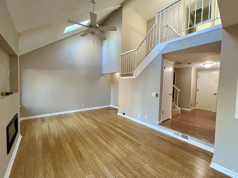 248 Pine Wood Ln — Photo 6