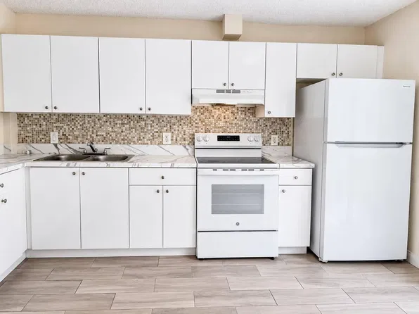 4859 Orleans Ct APT B, West Palm Beach, FL 33415