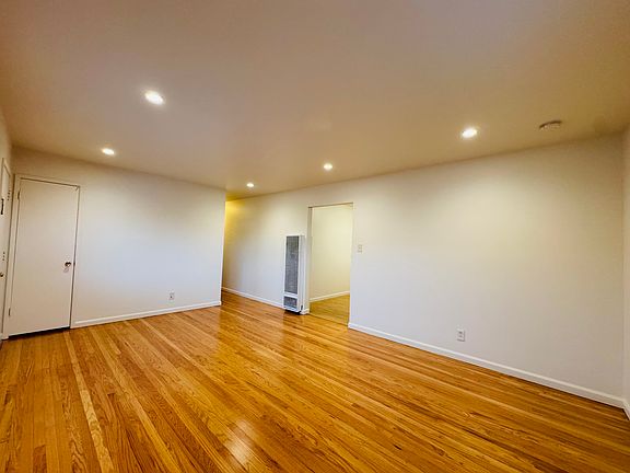 4th image of 811 S Grant St #3