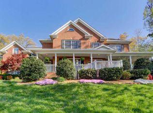 606 Oak Landing Ln, Knoxville, TN 37934