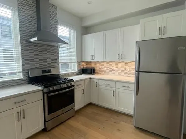 2137 E Firth St Unit 2, Philadelphia, PA 19125