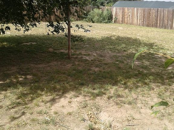3rd image of 317 E Cloud Ave