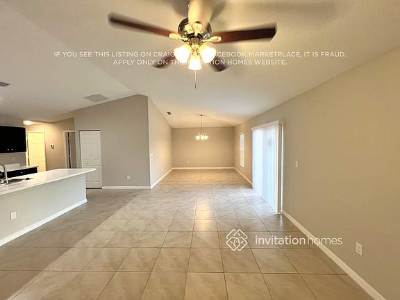 3rd image of 2058 SW Quarry St