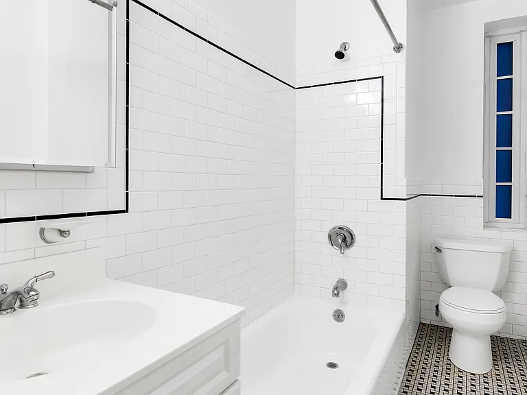 1 Jane St #1D — Photo 6
