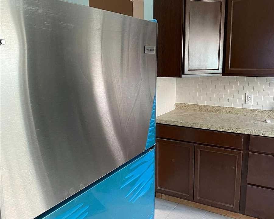 1st image of 307 Fernside Pl Floor 2