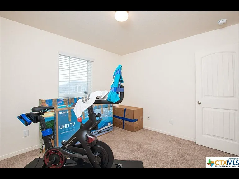 6806 Black Springs Dr — Photo 16