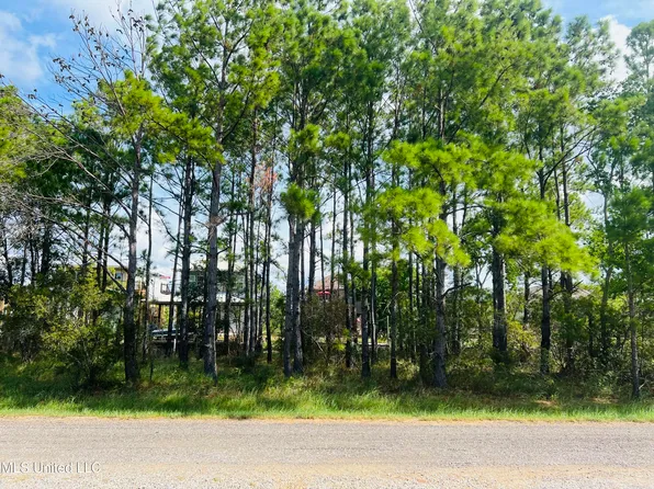 LOT 29 18th St Lot 29, Bay Saint Louis, MS 39520