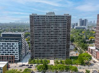 666 Spadina Ave #1510, Toronto, ON M5S 2H8