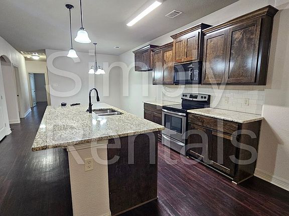 2nd image of 509 Baylor Dr