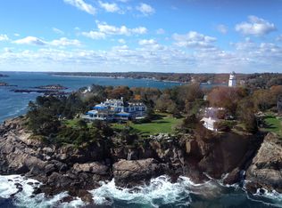 19 Smiths Point Rd, Manchester, MA 01944