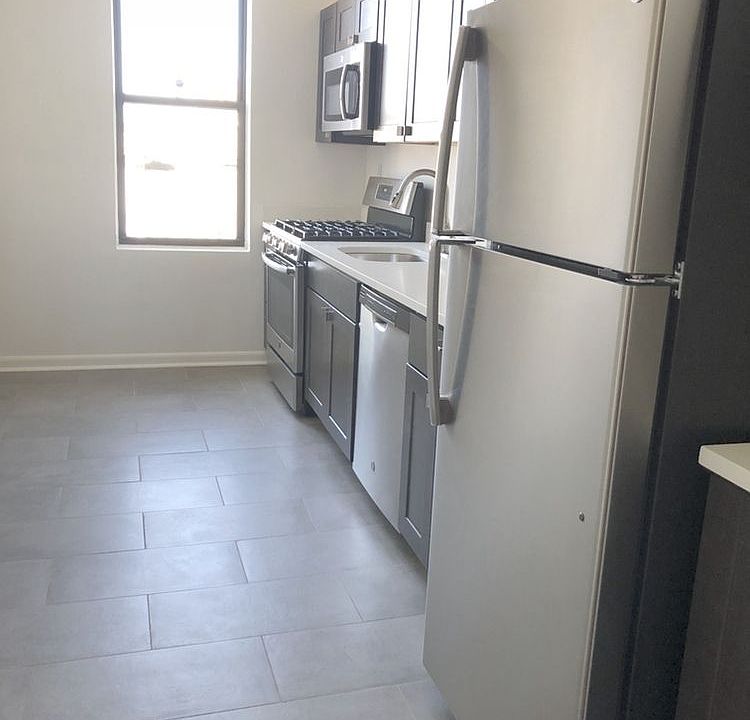 1st image of 3516 34th St APT 4G